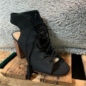 Jessica Simpson Heels